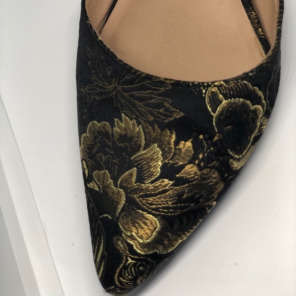 Black & Gold Pointed Toe With Ankle Straps - Picture 4 of 5